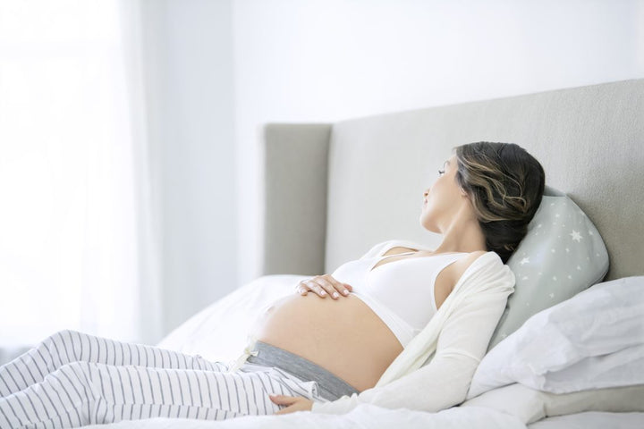 Medela graviditets- og ammepude, grå, 100% Oeko-Tex bomuld#MedelaPillowBuump