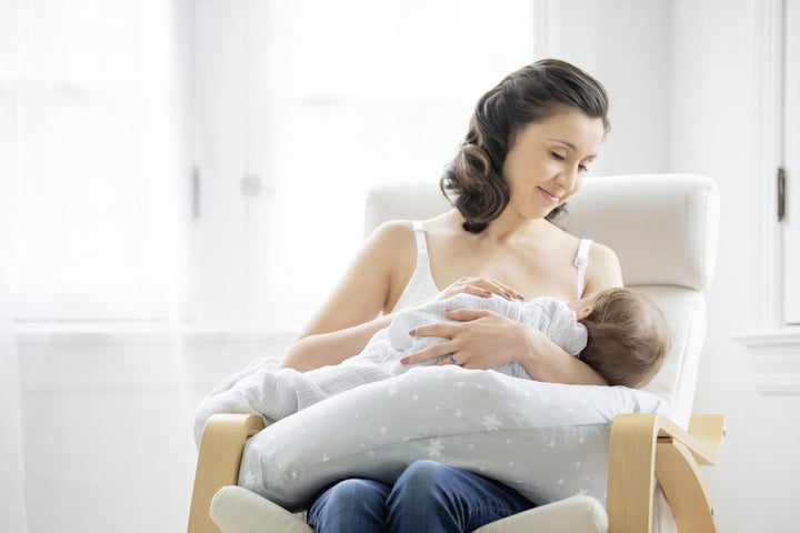 Medela graviditets- og ammepude, grå, 100% Oeko-Tex bomuld#MedelaPillowBuump